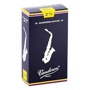 Vandoren Traditional Alto Saxophone Reeds – Box of 10 – Strength 2.5