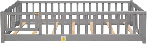 Miniatura 60 de Cama de suelo de tamaño matrimonial, marco de cama Montessori de madera maciza con barandillas en forma de valla y puerta pequeña y listones de