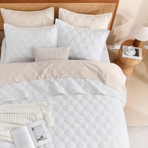 Image of Litanika White Oversized King Quilt Set Bedspread 120x120-3 Piece Lightweight Summer Coverlets Bedding Comforter Cover Bed Decor All Season(Super King - 1 Quilt, 2 Pillowcases)
