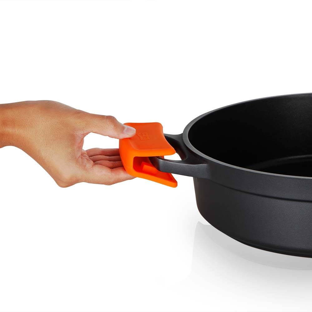 Orbegozo CDB 1040 Cacerola Baja Aluminio Forjado, 10.5 L, Superficie Antiadherente Libre de PFOA, Asas de Silicona, Tapa de Cristal Templado