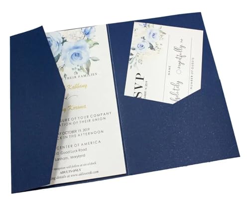 Invitation de mariage découpée au laser bleu nuit pour une réception chic de 30 invités