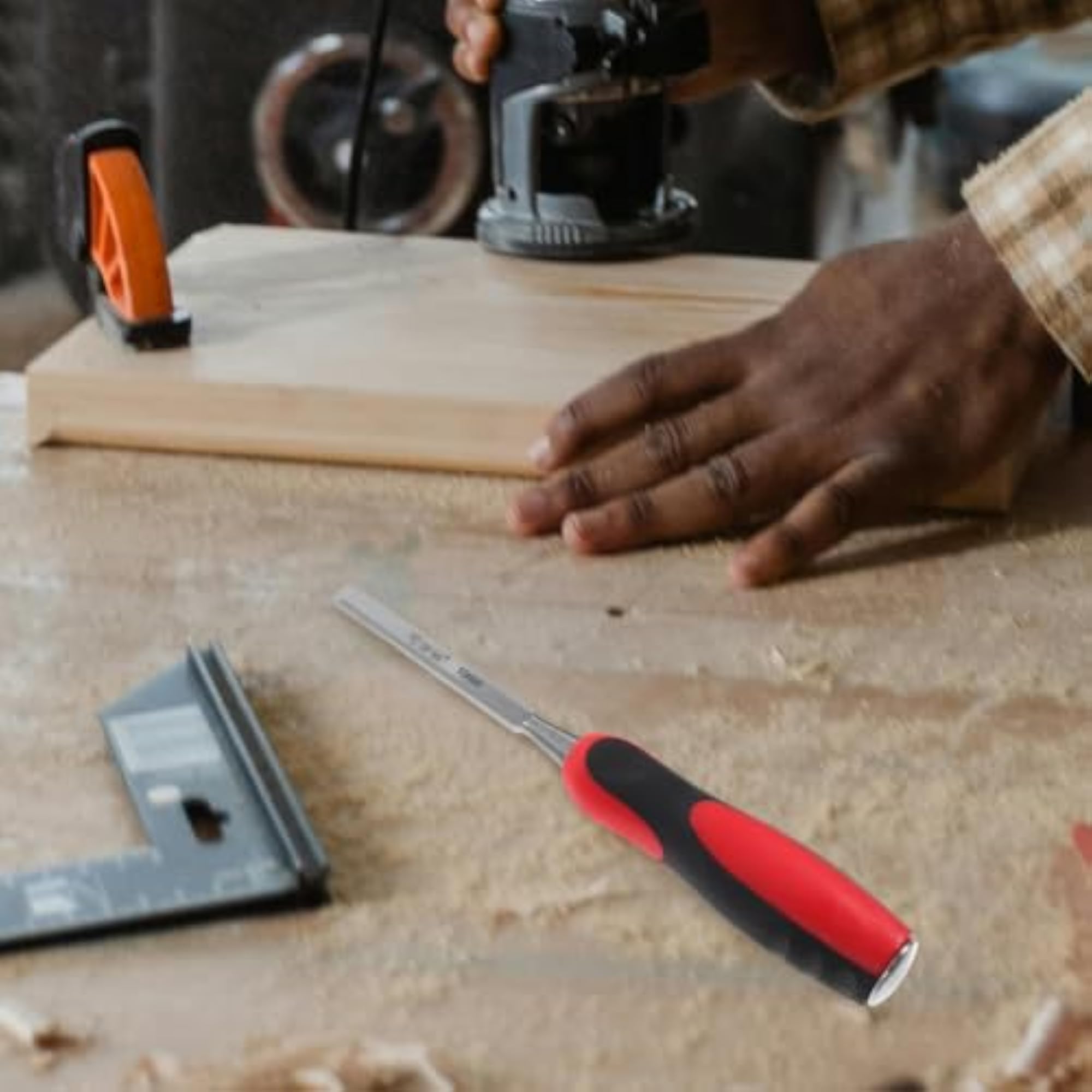 Handheld Carving Chisel for Precision Wood Crafting