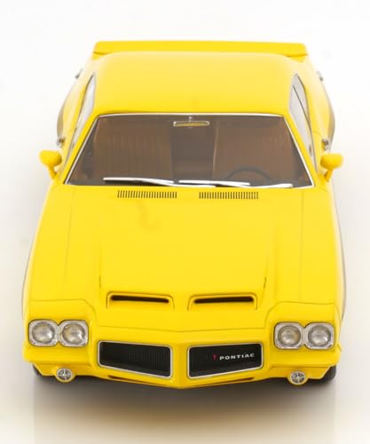 Pontiac Lemans GTO Amarillo 1972 a escala 1:18 miniatura 4