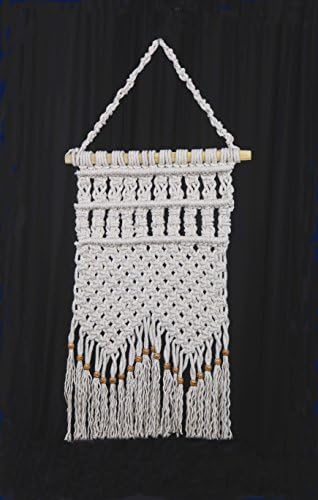Macramé wall hanging