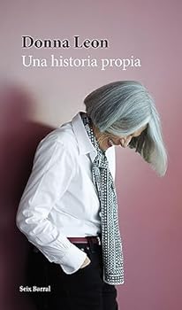 Paperback Una historia propia [Spanish] Book