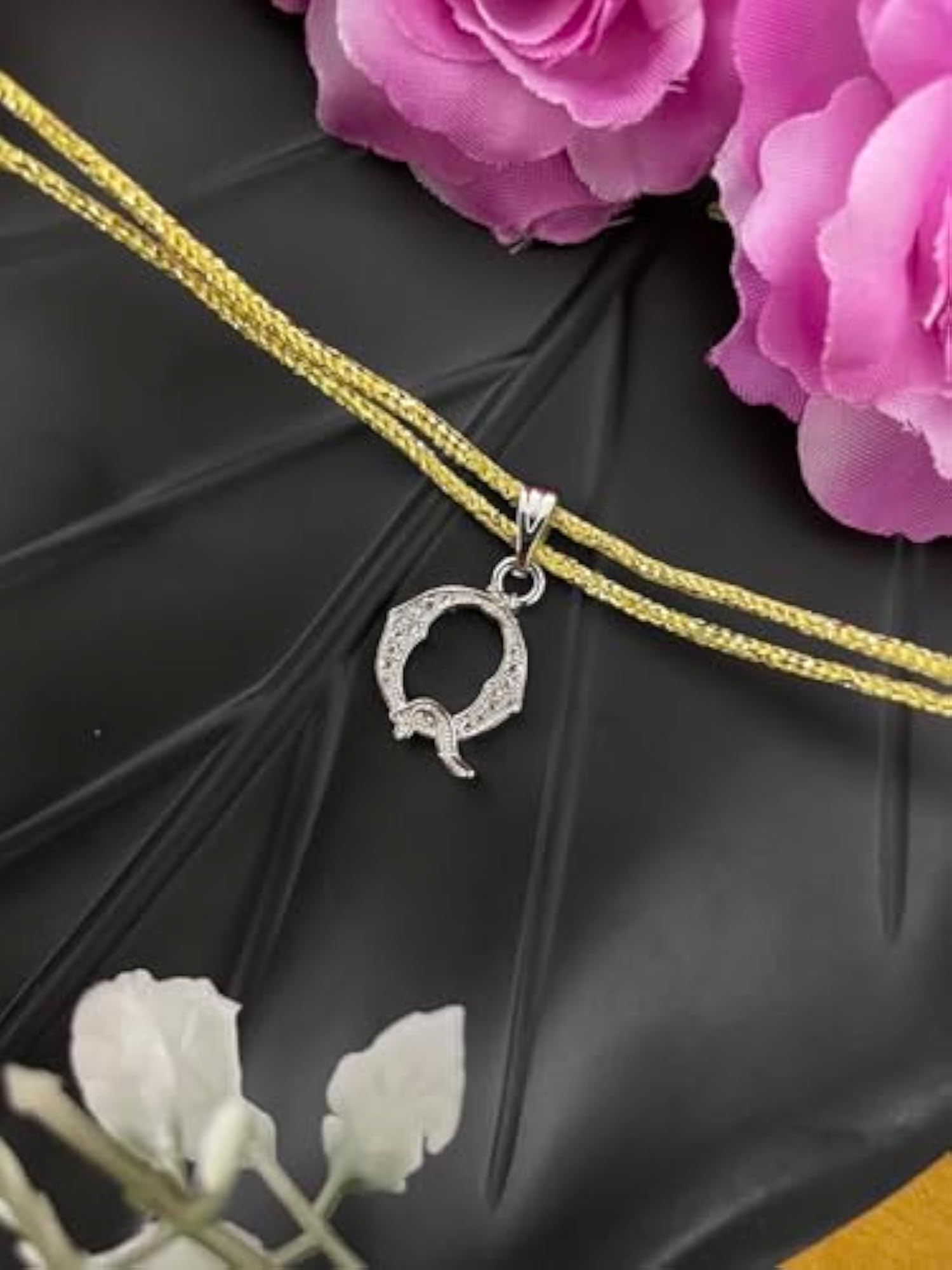 Q Roman Letter Silver Plated American Diamond Initial Name Thread Rakhi Lumba