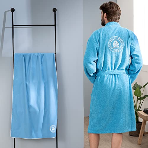 OM 1899 Serviette | 100% Polyester | OEKO-TEX | 70x140cm | Imprimé Homme | Bleu ciel