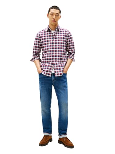Image of Tommy Hilfiger Men's Long Sleeve Oxford Shirts in Regular Fit, Men's Button Down Shirts, Also Available in Big and Tall