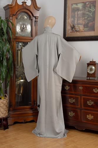 DEAR VANILLA Authentic Traditional Japanese Iromuji Kimono for Women Robe Made in Japan Original KMI-0138 Grey