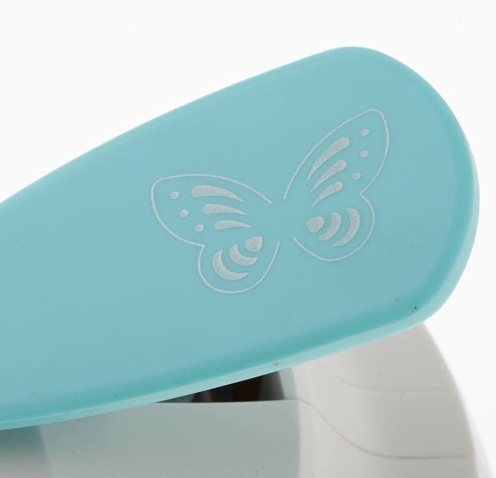 アルバム飾り　クラフトパンチ 蝶々 オーダー　受付中（＾∇＾） アルバム飾り クラフトパンチ 蝶々 オーダー 受付中（＾∇＾）