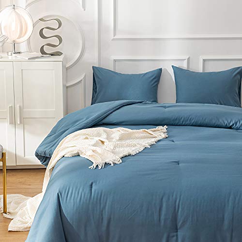 Image of KAREVER Lake Blue Comforter Set Twin Solid Blue Bedding Quilt Set Boys Bright Blue Blanket Set for Kids Teens Lightweight Breathable Durable Women Bed Comforter Set