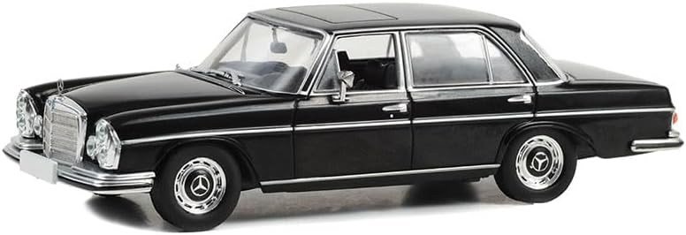 Miniatura 1 de Greenlight 86639 Rocky IV Rocky's 1972 Mer cedes-Benz 280 SEL 4.5 (W108) Escala 143 Diecast