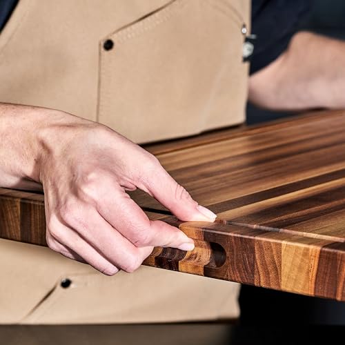 HexClad Rectangle Large Walnut Solid Wood Cutting Board 20 x 13.75 Inches by HexClad - Used condition - Image 4