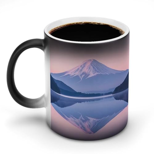朝の霞んだ富士山の眺めマグカップ 変色カップ 美しい日本の風景写真 魅力的な色の空 コーヒーカップ 高級 おしゃれ 人気 誕生日プレゼント ギフト 贈り物 彼女 妻 友人 家族 愛する人への素敵なプレゼント バレンタインデー 結婚記念日 プレゼント 350