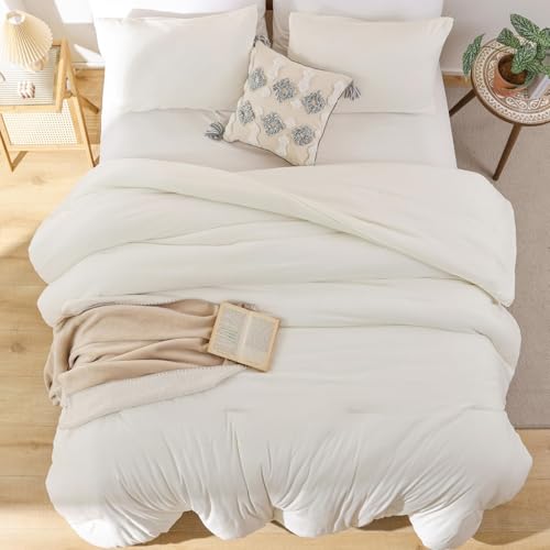 Image of ROSGONIA Oversized King Comforter 120x120, 3pcs Super King Comforter (1 Ivory Comforter & 2 Pillowcases) Lightweight Warm Bedding Set Blanket Quilt