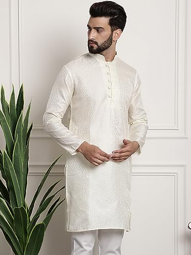 Image of SOJANYA Men's Silk Blend Kurta with Paisley Design