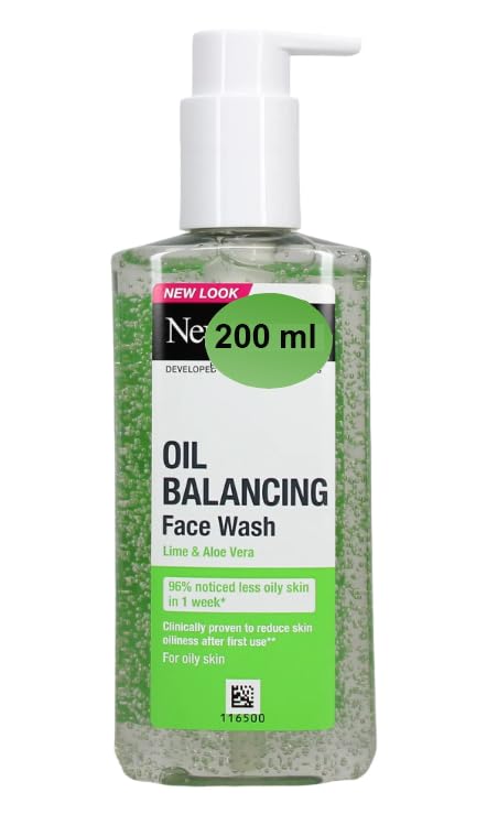 Purifying Oil-Balancing Facial Cleanser with Lime and Aloe V...