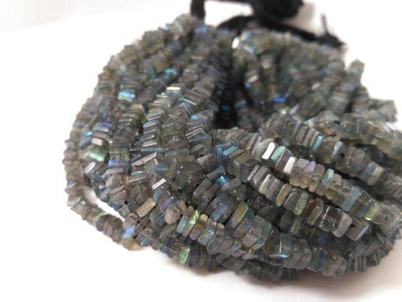 Perles labradorite 4mm de forme carrée pour imaginer vos propres colliers d'été