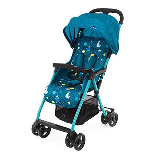 Chicco OHlalà 3 Silla de Paseo Ultraligera desde 0 Meses hasta 15 kg, Cochecito Reclinable y Plegable con Cesta Grande, Cierre Compacto, Protector de Lluvia y Capota Plegable - Azul (Sloth in Space)