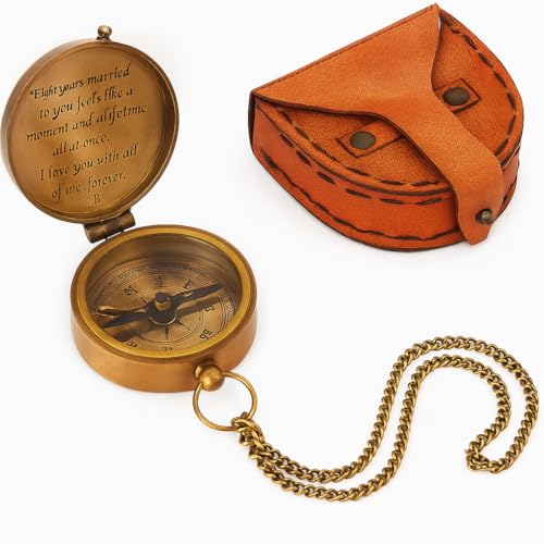 Brújula personalizada de latón con mensaje grabado de amor | 8vo para esposo o esposa | Regalo vintage personalizado para pareja con estuche de cuero miniatura 1