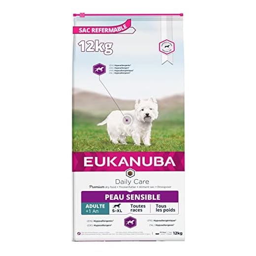 Eukanuba Daily Care - Croquettes Premium pour Chiens Adultes à Peau Sensible -Toutes Races - Recommandé par les vétérinaires - 100% Complète et Equilibrée Au Poisson - Sac refermable de 12kg