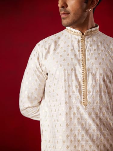 Image of VASTRAMAY Men's Silk Blend Kurta and Pyjama Set