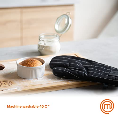 MasterChef Oven Mitts Heat Resistant, Pair of 2 Cooking Gloves, Cotton Oven Mittens, Kitchen Gloves With Vegan PU Leather Logo & Hanging Loop, Machine Washable, Black, One Size Fits All - Image 4