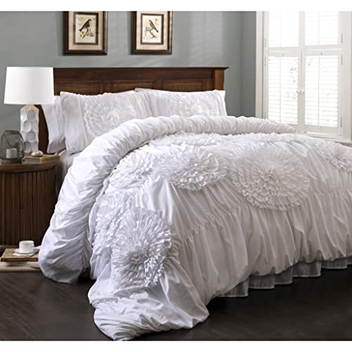 Image of Lush Decor Serena Comforter Set, 3 Piece Set, Full / Queen, Light Gray - Cute Comforter - Queen Bedding Set - Gray Comforter Queen Size - Coquette Decor