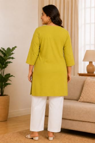 Image of RYSH Women's Plus Size Printed Kurta | Round Neck | 3 /4 Sleeve | Relaxed Fit