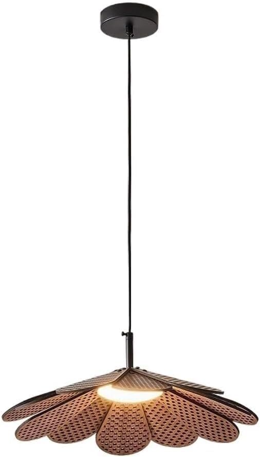 Suspension LED hauteur ajustable pour éclairer une table de salon