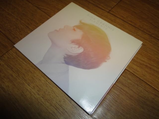 「エレメンツ」　キナ・グラニス Amazon.co.jp: ♪Kina Grannis (キナ・グラニス) Elements