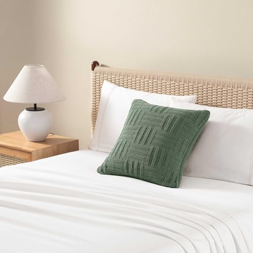 Tommy Bahama Tropical Design Throw Pillow Ideal for Bed or Couch 20x20 Zipper Closure Chain Basket Green