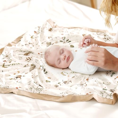 Image of GRSSDER Cotton Muslin Quilt Blanket - Silky Soft and Breathable Baby Blanket Quilt, Oversized Muslin Blankets for Newborns, Toddlers & Kids, 6 Layers Reversible Design for All Seasons, 40 inch x 50 inch