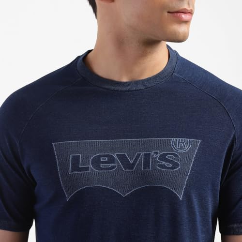 Image of Levi's Men's Regular Fit Brand Logo T-Shirt