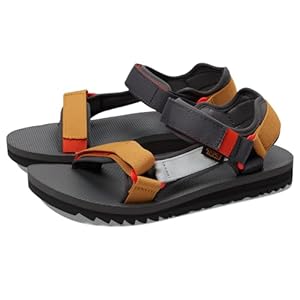 Teva Universal Trail