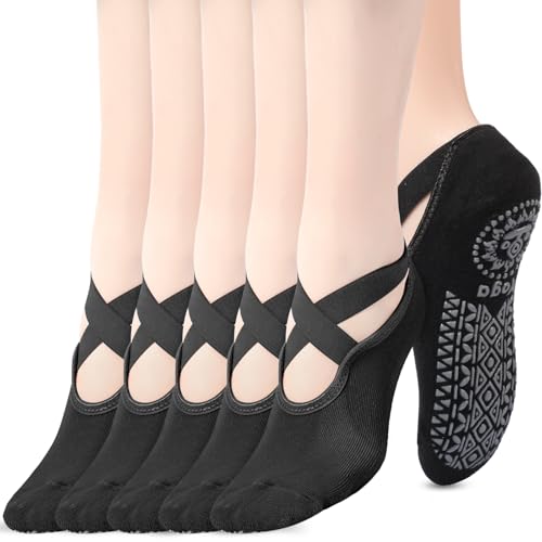 Chaussettes de pilates antidérapantes femme protégeant vos pieds en entraînement pieds nus