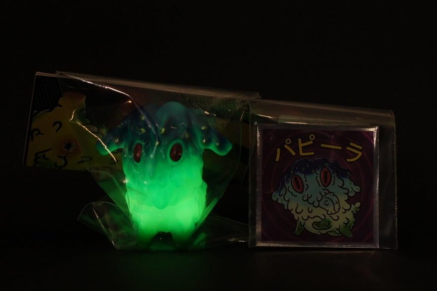 新品未開封　パピーラ　Mushroom Toys Amazon.co.jp: MushroomToys x APOSTOYS パピーラ GID Ver ソフビ決起