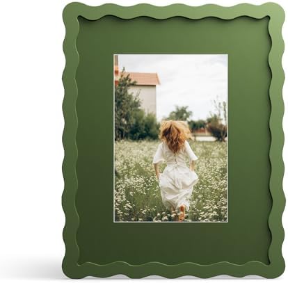 8x10 Picture Frame with Mat for 5x7, Wavy Edge Wooden Real Glass ...