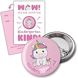 Jubelux Kindergartenkind Einhorn Button | Einhornmotiv - Rund Ø 3,7 cm mit Nadelverschluss | ideal zum Kindergartenstart, Kindergarten Buttons mit Geschenkkarte