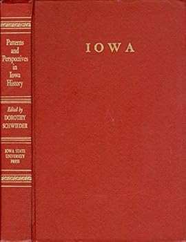 Paperback Patterns and Perspectives in Iowa History Book