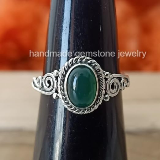 Green Onyx Ring, Statement Ring, Oval Stone Ring, Antique Ring, August Birthstone Ring, Green Stone Ring, Gemstone Ring, Wedding Ring, Bohemian Ring, Valentine's Gifts
