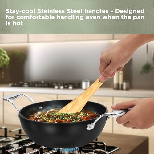 Image of Hawkins Futura Pro 2.5 Litre Deep-Fry Pan, Nonstick Kadhai with Stainless Steel Handles and Stainless Steel Lid, Balck (PNK25S)