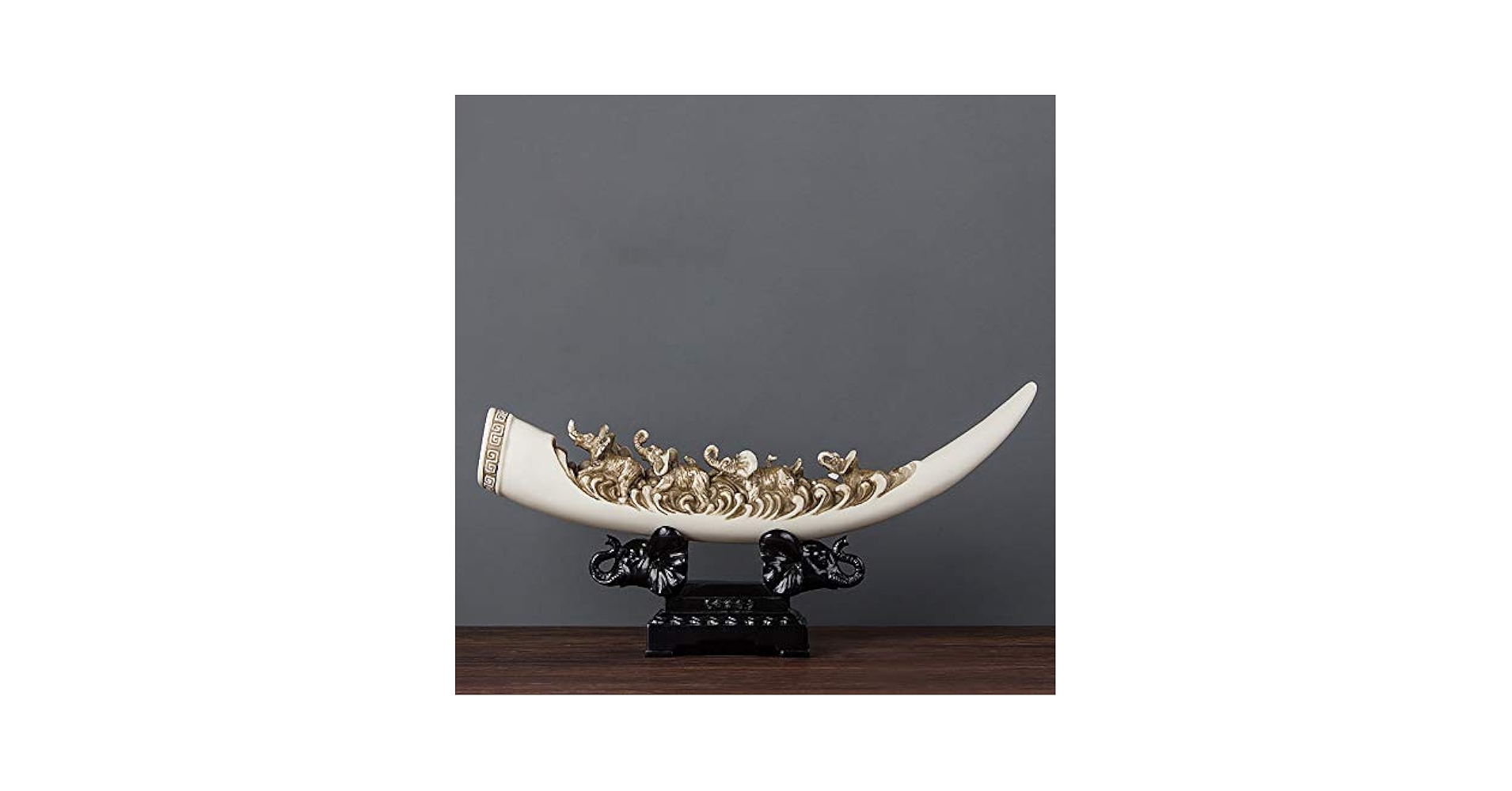 華麗 象牙調アイボリー彫刻幅15mm 内径6.5cm 天然素材ハングル☆超美品 イコニカ バングル ミディアム[PBC0101_O7WHR_DB000_M] Iconica