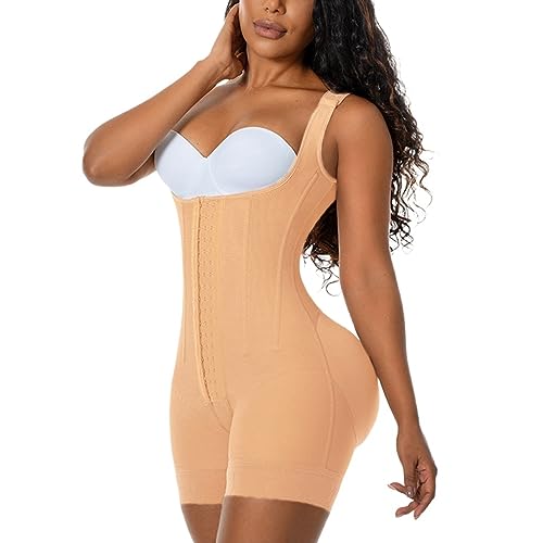 Body gainant contrôle du ventre pour gommer les rondeurs de la taille