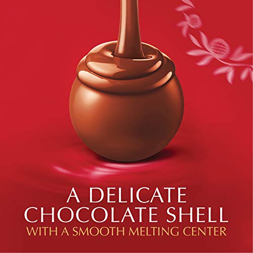 Lindt LINDOR Milk Chocolate Candy Truffles, Milk Chocolate with Smooth, Melting Truffle Center, 25.4 oz., 60 Count