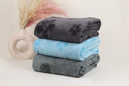 Image of HANKER Ultra Luxury Large /Full Size Plush Bath Towel | Set of 3 | Black, Blue and Green Super, Very Soft On Skin, Luxurious Fabric, Pure Polyamide, 70x140cm, 500GSM