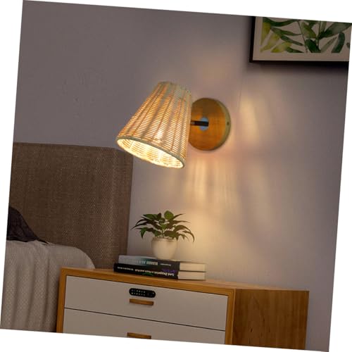 Aplique de pared de ratán para iluminar esquinas oscuras en salones 2