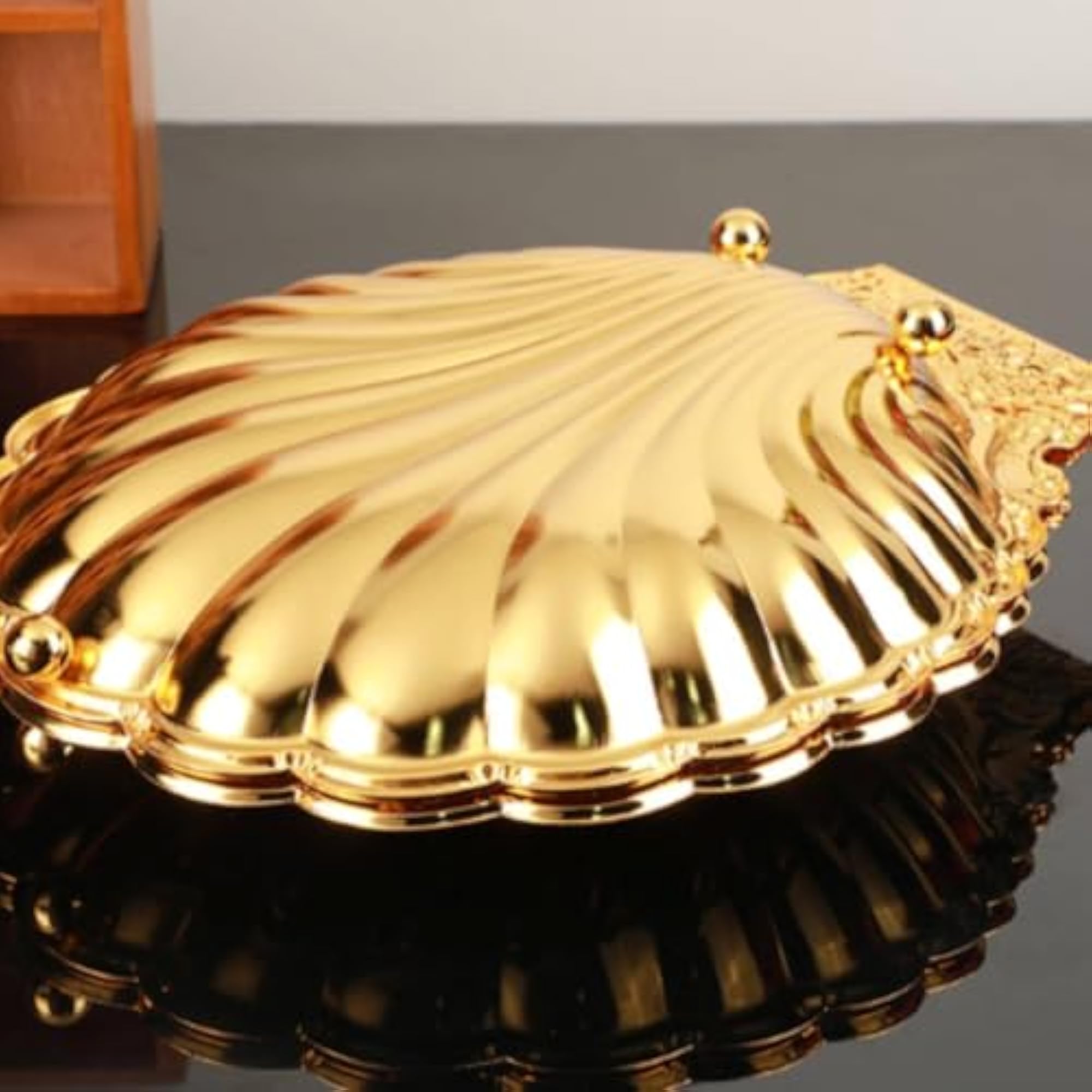 Hinged Shell Bowl with Lid, Silver-Toned