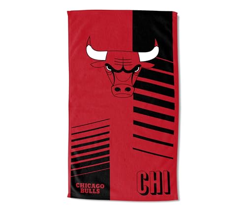 Northwest NBA Chicago Bulls Oversized Microfiber Beach Towel, 40 x 72 Inches – Quick Dry, Sand Resistant, Lightweight, Highly Absorbent, Riser Design