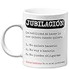 Quodelo | Regalos Originales para Jubilación – Taza de Jubilación para Hombre y Mujer – Ideas de Regalo para Despedida de Compañera de Trabajo, Amigo, o Familiar – Feliz y Merecida Jubilación